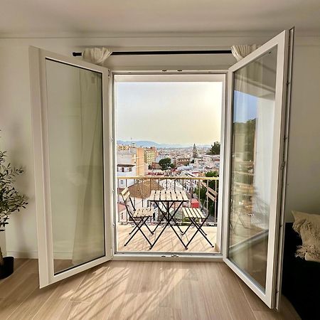Apartmán Atico Con Solarium Y Bbq Cerca Del Centro 6 Pax Màlaga Exteriér fotografie