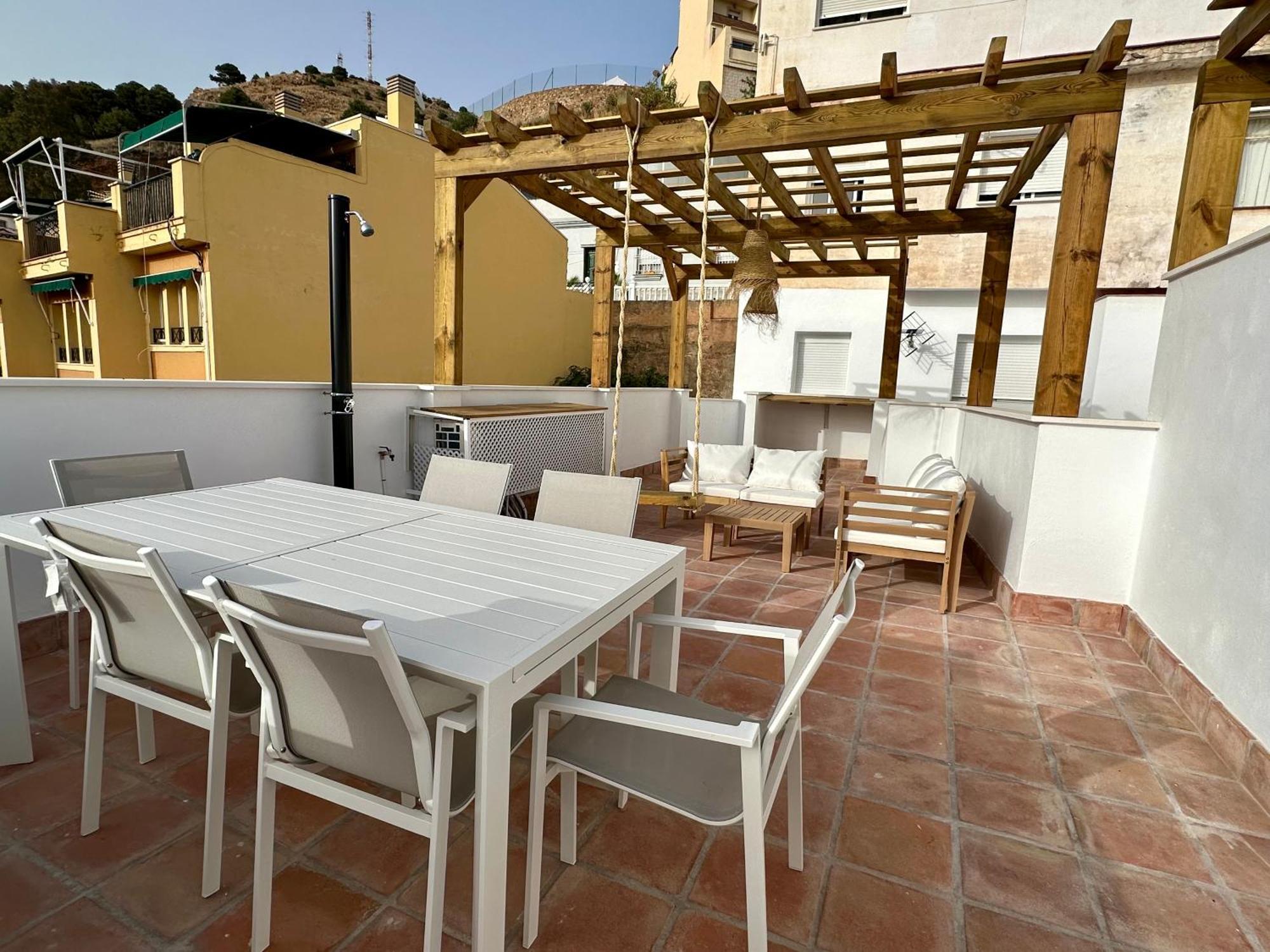 Apartmán Atico Con Solarium Y Bbq Cerca Del Centro 6 Pax Màlaga Exteriér fotografie