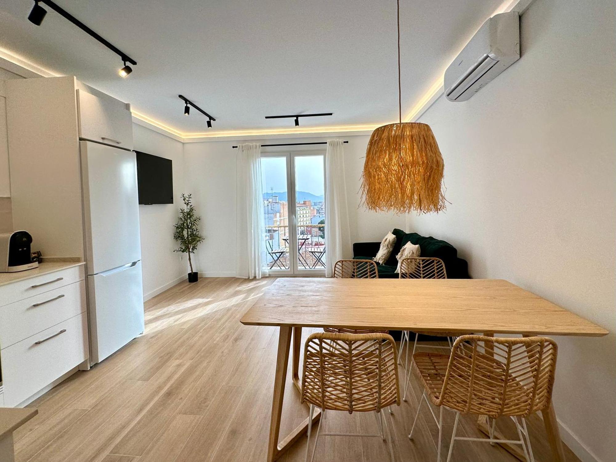 Apartmán Atico Con Solarium Y Bbq Cerca Del Centro 6 Pax Màlaga Exteriér fotografie